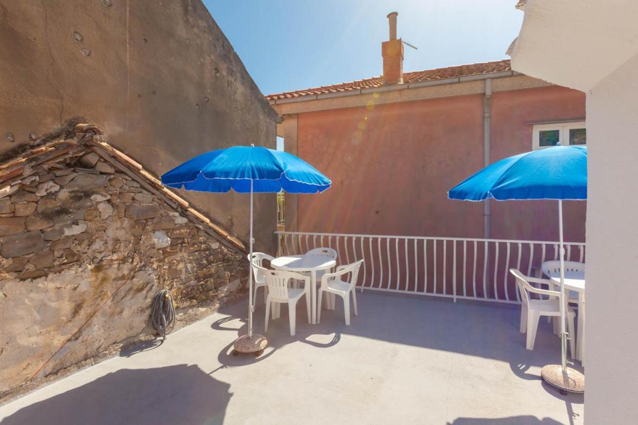 Apartmani Marija Podgora Exterior photo