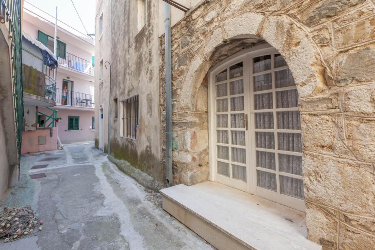 Apartmani Marija Podgora Exterior photo